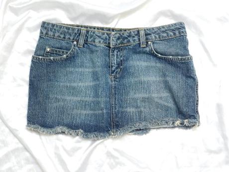 Trendy mini riflova sukna, 36