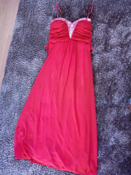 Spoločenské šaty, 42