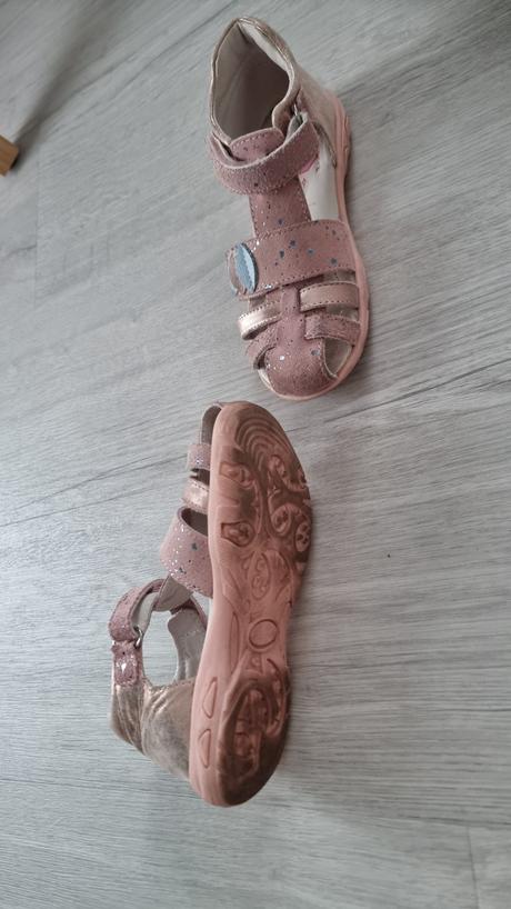 Kožené sandálky, d.d.step,30