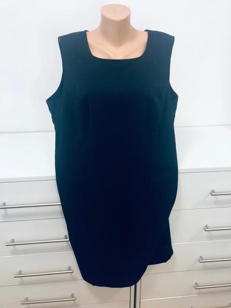 Čierne puzdrové šaty b.p.c. selection bonprix, bonprix,48
