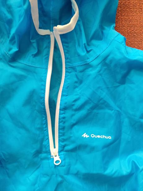 Pršiplášť, decathlon,146