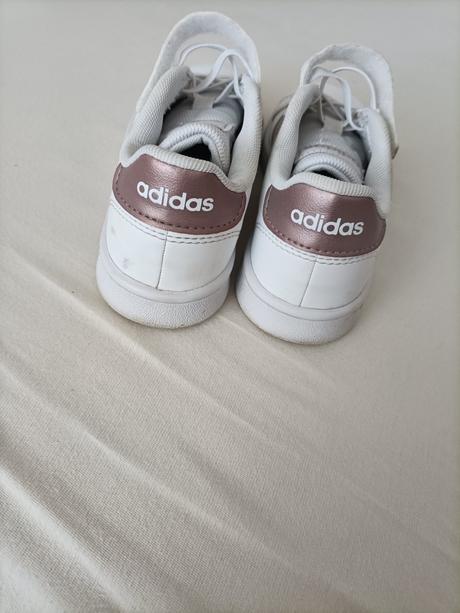 Botasky, adidas,30