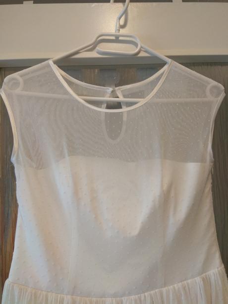 Spoločenské šaty, 38