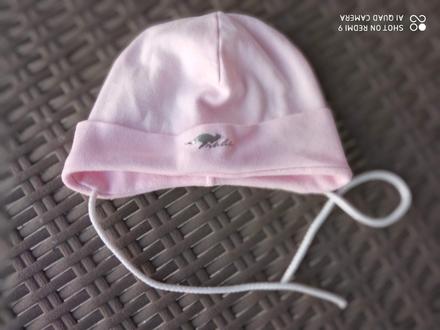 Tenká čiapočka, 62