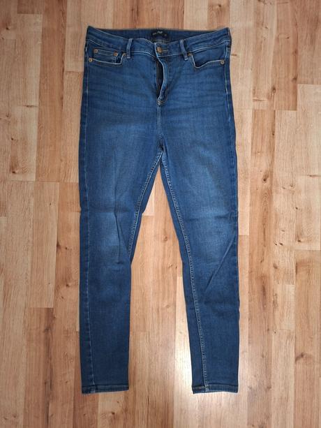 Tmavomodré rifle, f&f,40