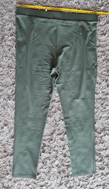 Dámske džeginsy, 46