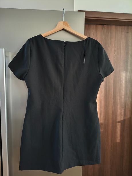 Zara púzdrové malé čierne kvalitné šaty m-l, zara,m