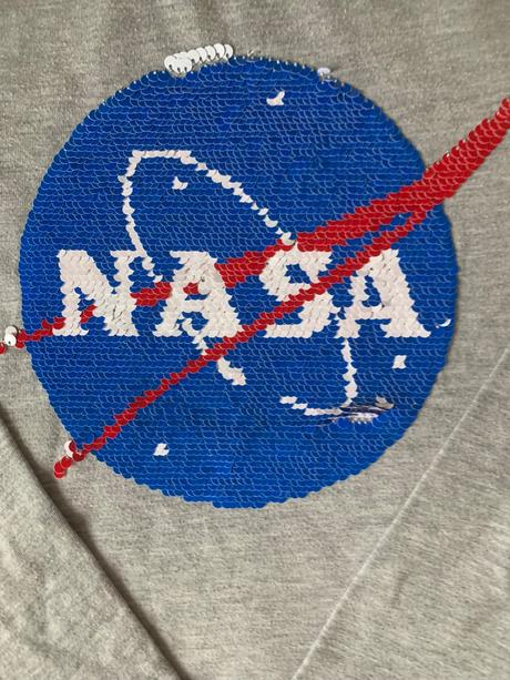 Tricko h&m a meniacimi flitrami, bushman,134