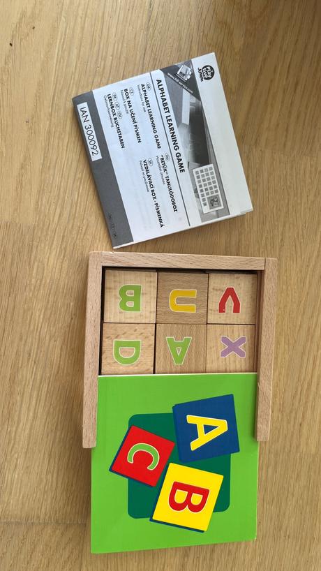 Box na učenie písmen,