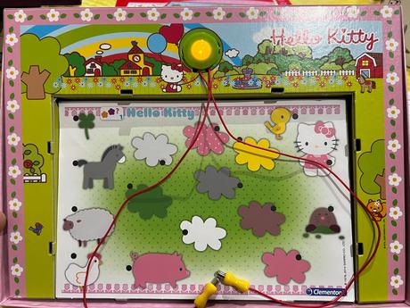 Hello kitty interactive quiz,