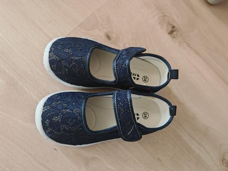 Protetika 28 tmavomodre, protetika,28