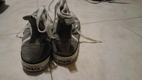 Chlpcenske tenisky, 35