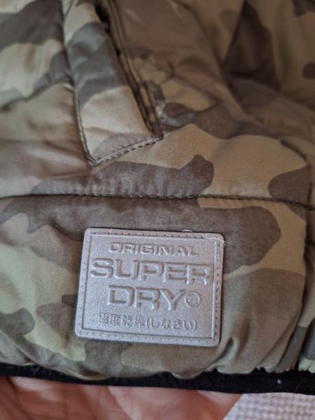 Prechodná obojstranná bunda, superdry,140