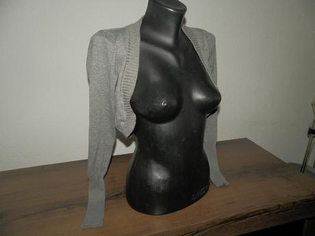 Sivé bolerko/svetrík, 38