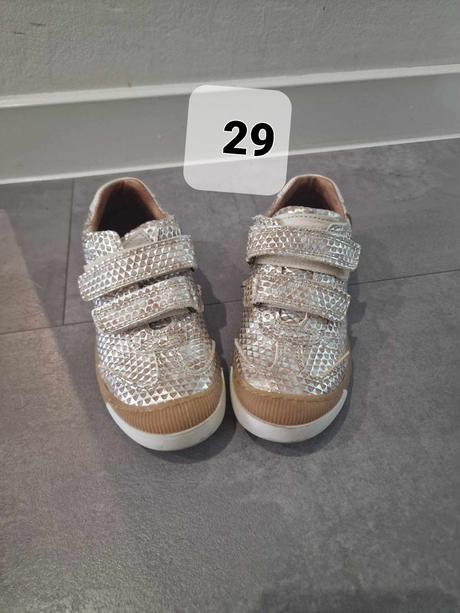 Dievčenské kožené tenisky, 29