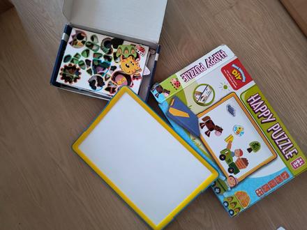 Magnetická tabuľka s magnetkami, 