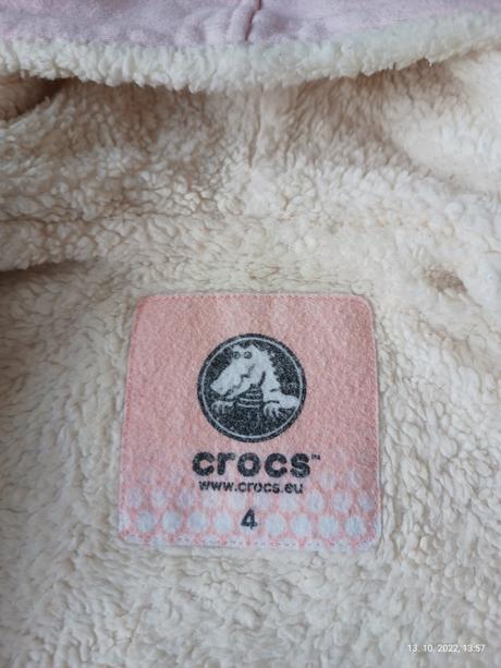 Nevsedna zateplena mikina crocs, 104