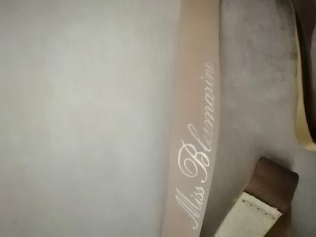 Opasok miss blumarine, 