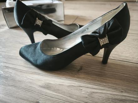 Topanocky na oslavu, 39