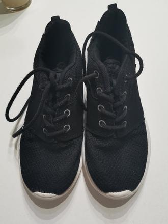 Lahke letne topanky, 33