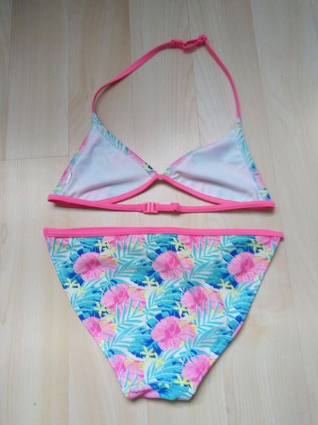 Superštýlové plavky, 152