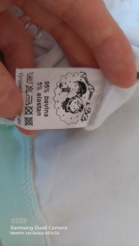 Tensia mikina na gombiky, 68