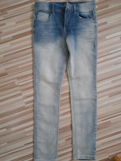 Dievčenské rifle, c&a,152