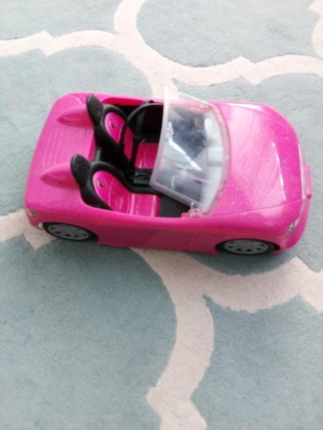 Auto pre bábiku barbie,