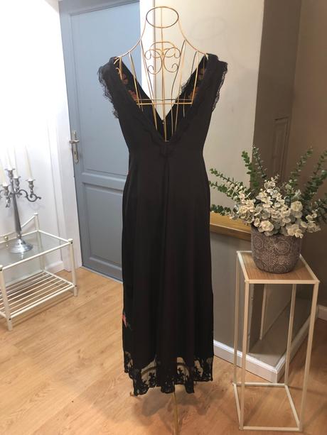 Asos luxusné letné šaty, 38