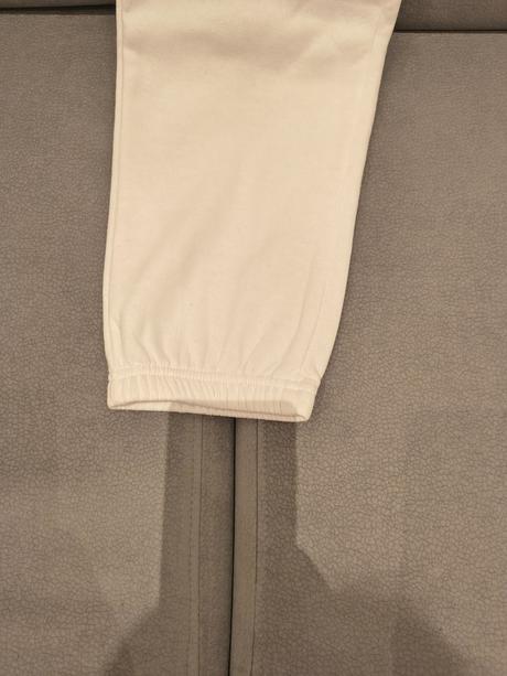 Dámske biele tepláky s vysačkou, fishbone,m