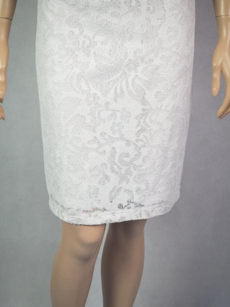 Kvalitné elegantné šaty monari, 46