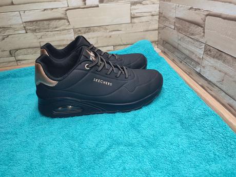 Skechers 38 - dámske čierne kožené našuchovacie, skechers,38