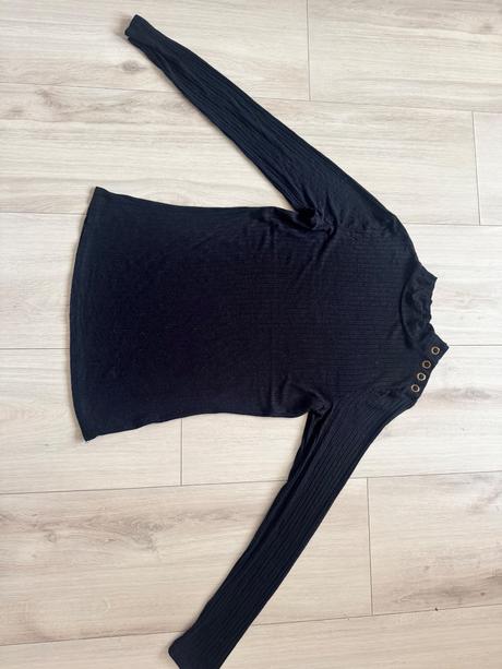 Basic tričko čierne s cvočkami, camaieu,38