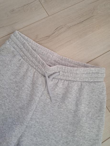 Sivé tepláky h&m, h&m,140