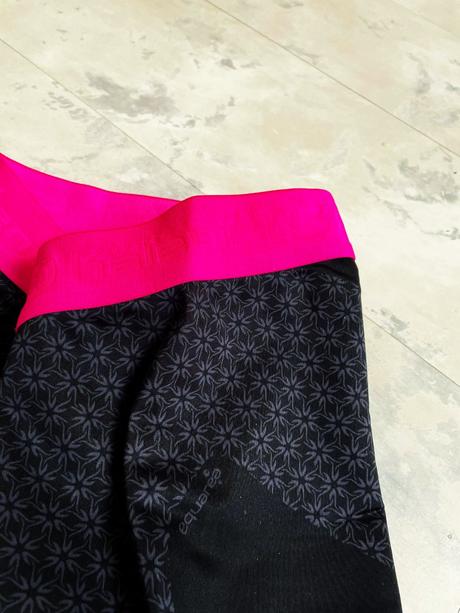 Športové legíny na cvičenie, l