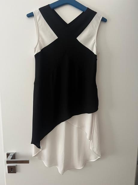 Bcbg maxazria top, xs