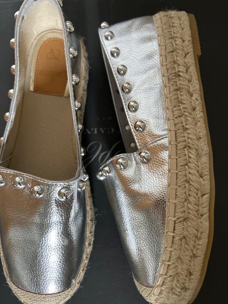 Koženkové strieborné espadrilky č.40, 40
