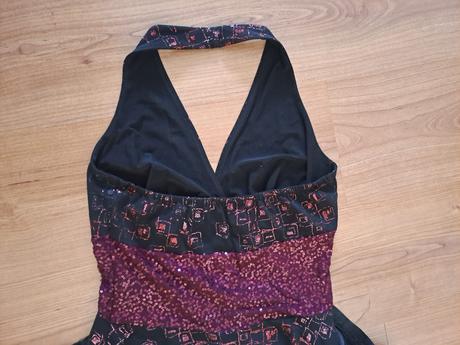 Plesové šaty po kolená, 40