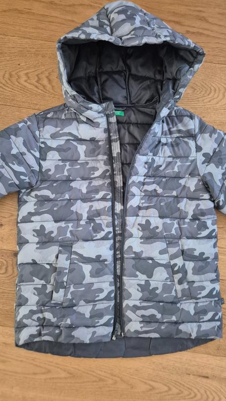 Prešívaná bunda maskáčová, benetton,146
