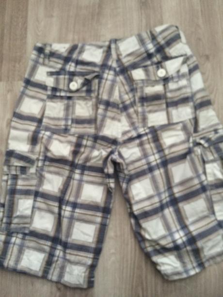 Šortky 3/4,vel.31, reserved,30