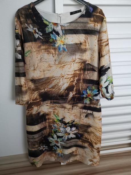 Šaty s 3/4 rukávmi, l