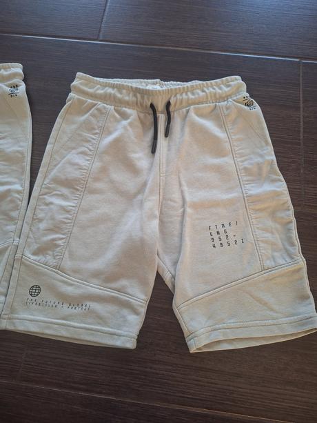 Kratase chlapci 10-11 rokov, 146