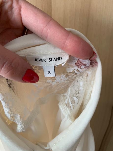 Blúzka s čipkou, river island,34