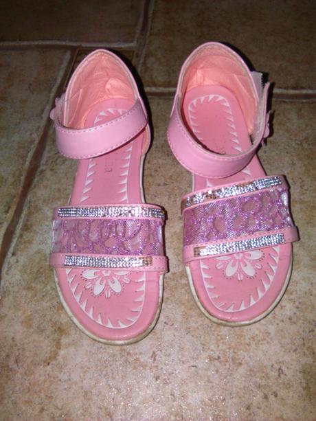 Sandalky s kamienkami, 34