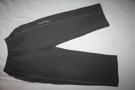 Športové tepláky, 110