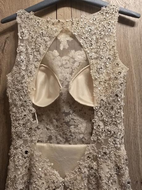 Spoločenské šaty č.38-40, 38