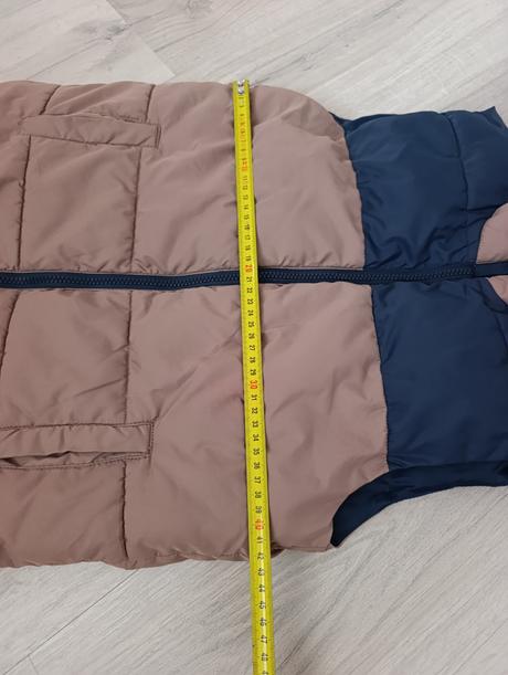 Pekná vesta, sinsay,152