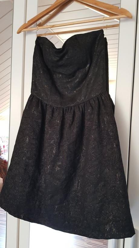 Čierne korzetove saty, amisu,34