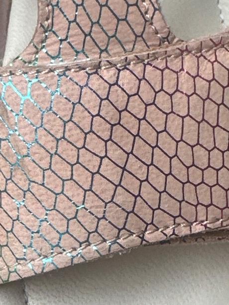 Sandálky, lasocki,26