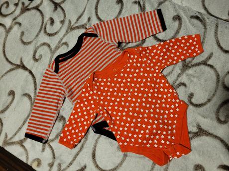 Body cervene, pruhy, hviezdy, early days,74